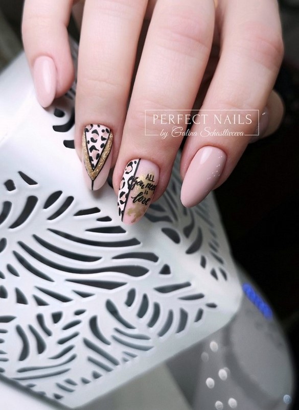 Conception d'ongles pointus: ongles pointus à la mode - idées de photos dans différentes techniques