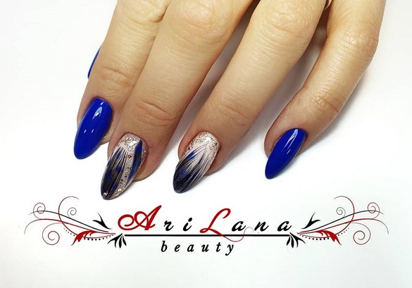 Conception d'ongles pointus: ongles pointus à la mode - idées de photos dans différentes techniques