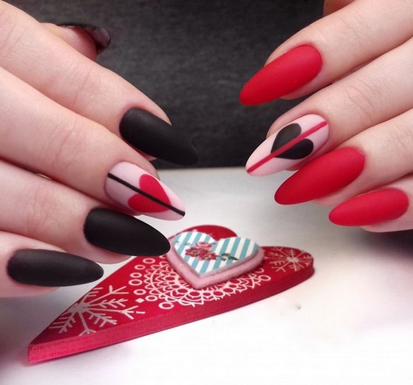 Conception d'ongles pointus: ongles pointus à la mode - idées de photos dans différentes techniques