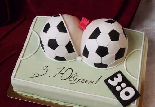 Beaux gâteaux d'anniversaire.De superbes photos d'idées de décoration de gâteaux