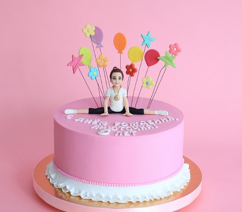 Beaux gâteaux d'anniversaire. De superbes photos d'idées de décoration de gâteaux