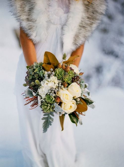 Les plus beaux bouquets d'hiver. Photo de l'idée de bouquets avec une ambiance hivernale