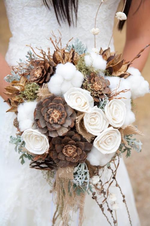 Les plus beaux bouquets d'hiver. Photo de l'idée de bouquets avec une ambiance hivernale