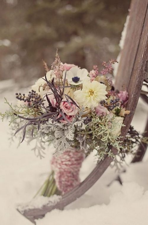 Les plus beaux bouquets d'hiver. Photo de l'idée de bouquets avec une ambiance hivernale