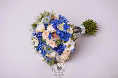 Les plus beaux bouquets d'hiver. Photo de l'idée de bouquets avec une ambiance hivernale