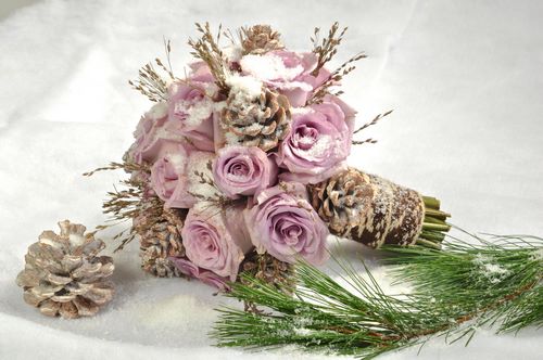 Les plus beaux bouquets d'hiver. Photo de l'idée de bouquets avec une ambiance hivernale
