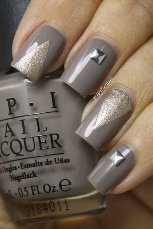 Madingas pilkas manikiūras - naujos nuotraukos, pilkos spalvos nagų dizainas