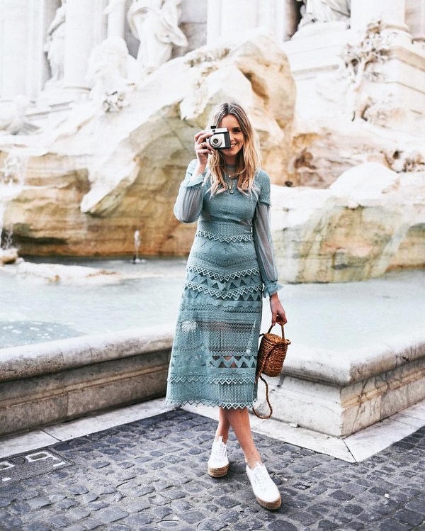 Rochii și sundress la modă: arcuri frumoase pentru vară