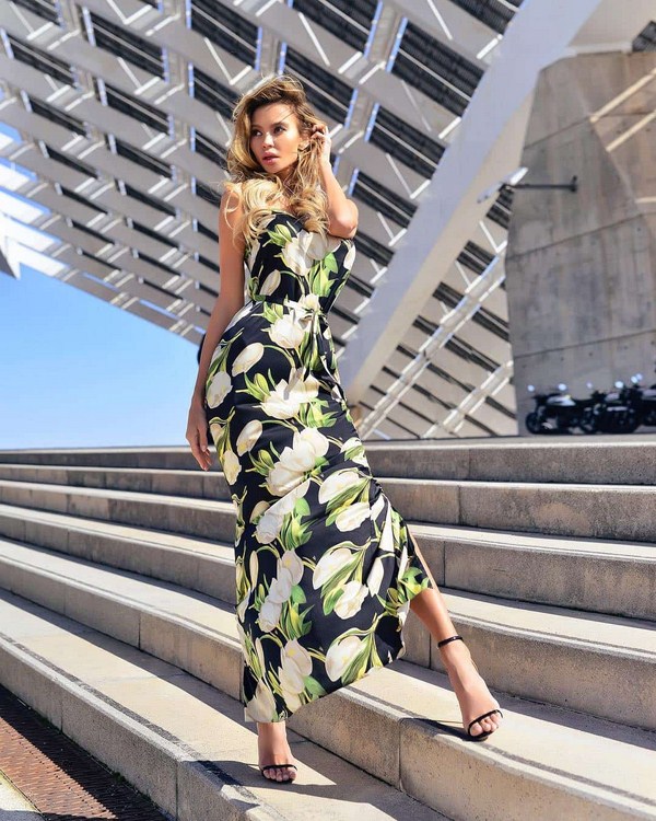 Rochii și sundress la modă: arcuri frumoase pentru vară