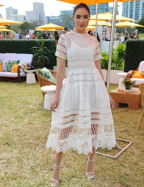 Rochii și sundress la modă: arcuri frumoase pentru vară