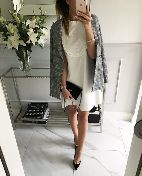 Rochii și sundress la modă: arcuri frumoase pentru vară