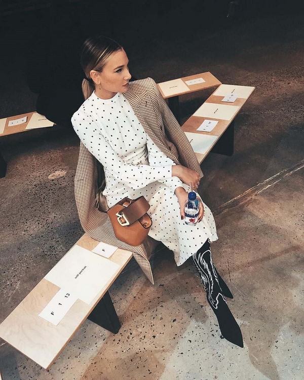 Vestes et vestes tendance de la saison pour femme: photos