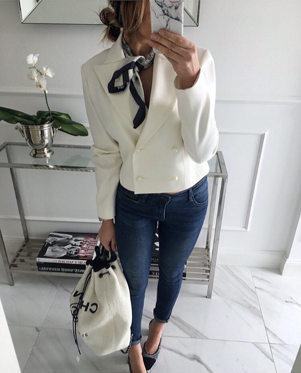 Vestes et vestes tendance de la saison pour femme: photos