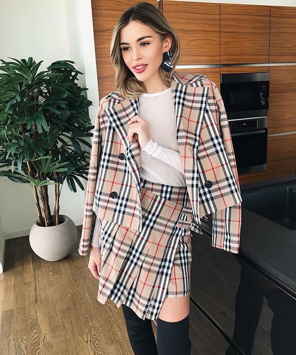 Vestes et vestes tendance de la saison pour femme: photos