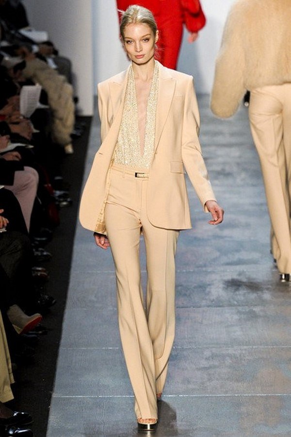 Costume de vară la modă: peste 50 de fotografii cu idei cu costume de vară