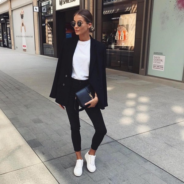 Costume de vară la modă: peste 50 de fotografii cu idei cu costume de vară