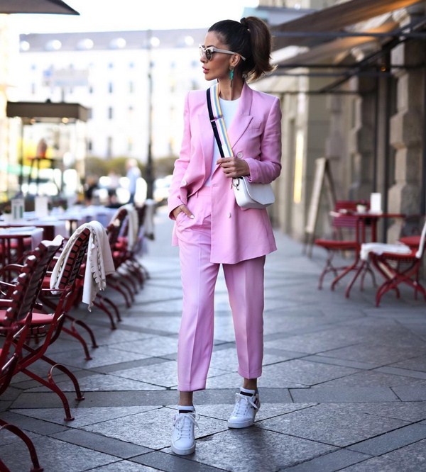 Costume de vară la modă: peste 50 de fotografii cu idei cu costume de vară