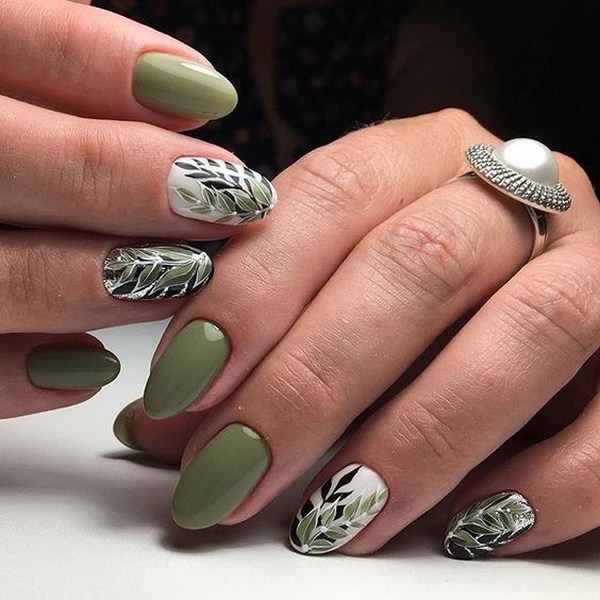 Nouveautés de manucure avec dessins: de magnifiques photos de l'idée du nail art avec une photo