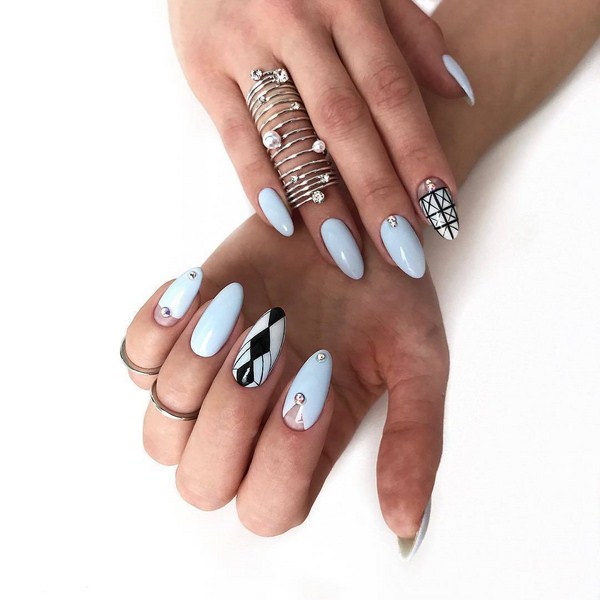 Nouveautés de manucure avec dessins: de magnifiques photos de l'idée du nail art avec une photo