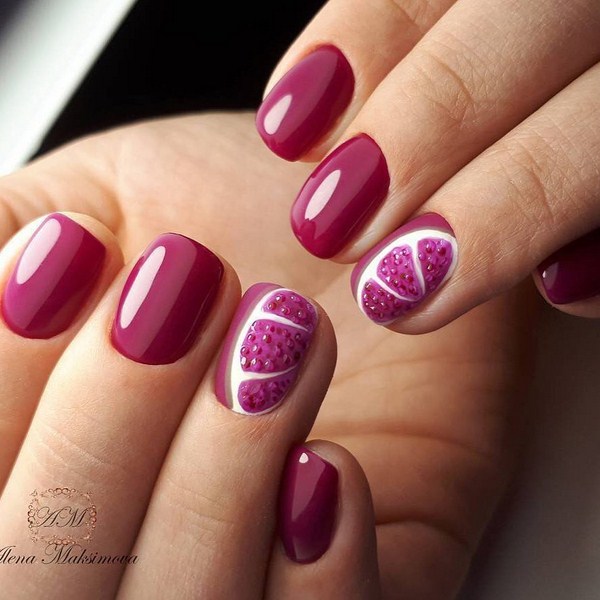 Nouveautés de manucure avec dessins: de magnifiques photos de l'idée du nail art avec une photo