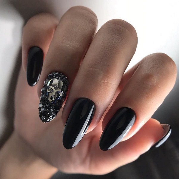 Nouveautés de manucure avec dessins: de magnifiques photos de l'idée du nail art avec une photo