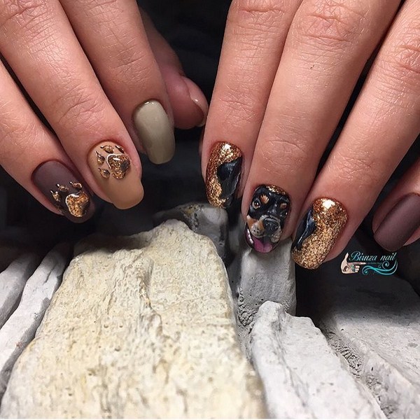 Nouveautés de manucure avec dessins: de magnifiques photos de l'idée du nail art avec une photo