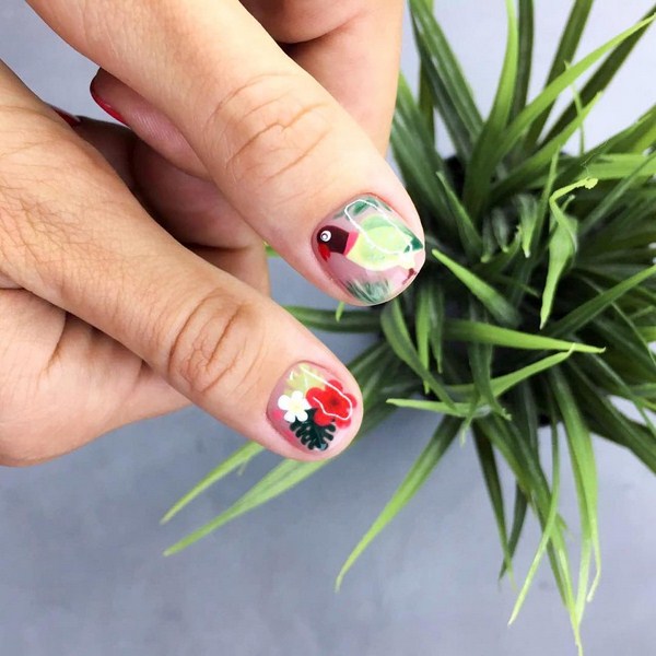 Nouveautés de manucure avec dessins: de magnifiques photos de l'idée du nail art avec une photo