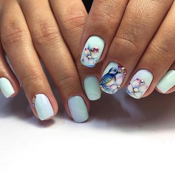 Nouveautés de manucure avec dessins: de magnifiques photos de l'idée du nail art avec une photo