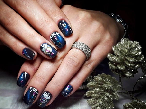 Idées de conception d'ongles à la mode pour la nouvelle année 2024: photos