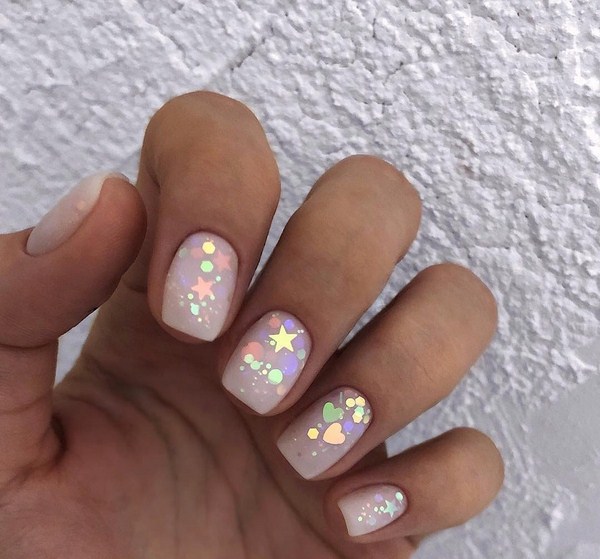 Idées de conception d'ongles à la mode pour la nouvelle année 2024: photos