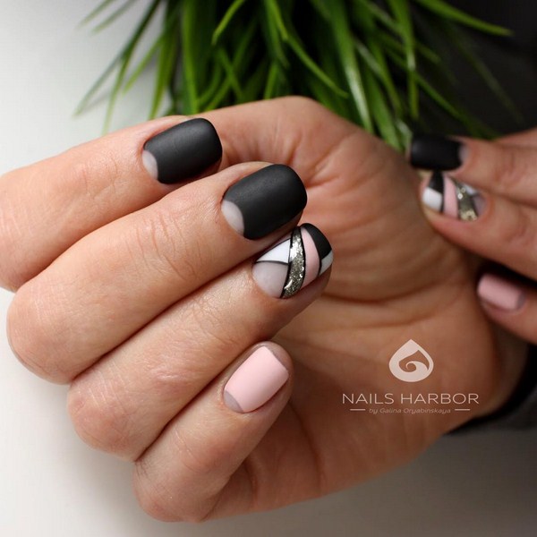 Idées de conception d'ongles à la mode pour la nouvelle année 2024: photos