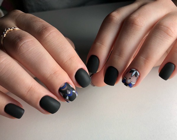 Idées de conception d'ongles à la mode pour la nouvelle année 2024: photos