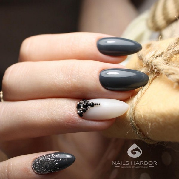 Idées de conception d'ongles à la mode pour la nouvelle année 2024: photos