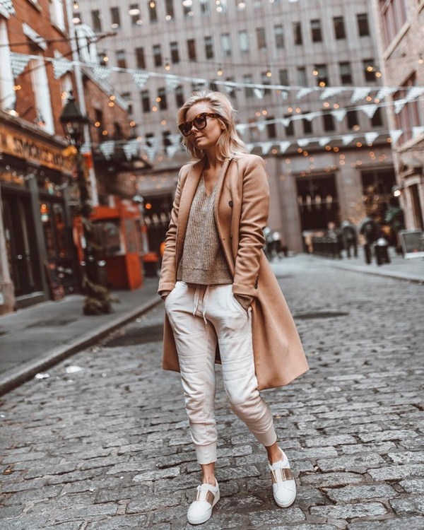 Tendances mode pour les sneakers: avec quoi porter des sneakers - voir photo