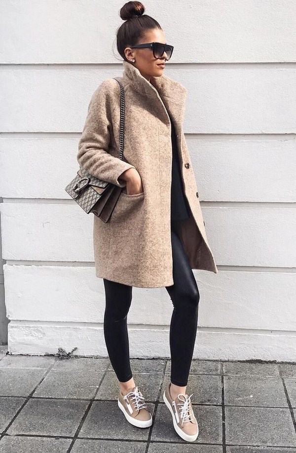 Tendances mode pour les sneakers: avec quoi porter des sneakers - voir photo