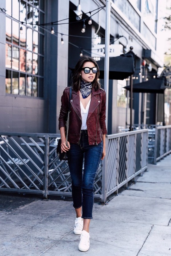 Tendances mode pour les sneakers: avec quoi porter des sneakers - voir photo