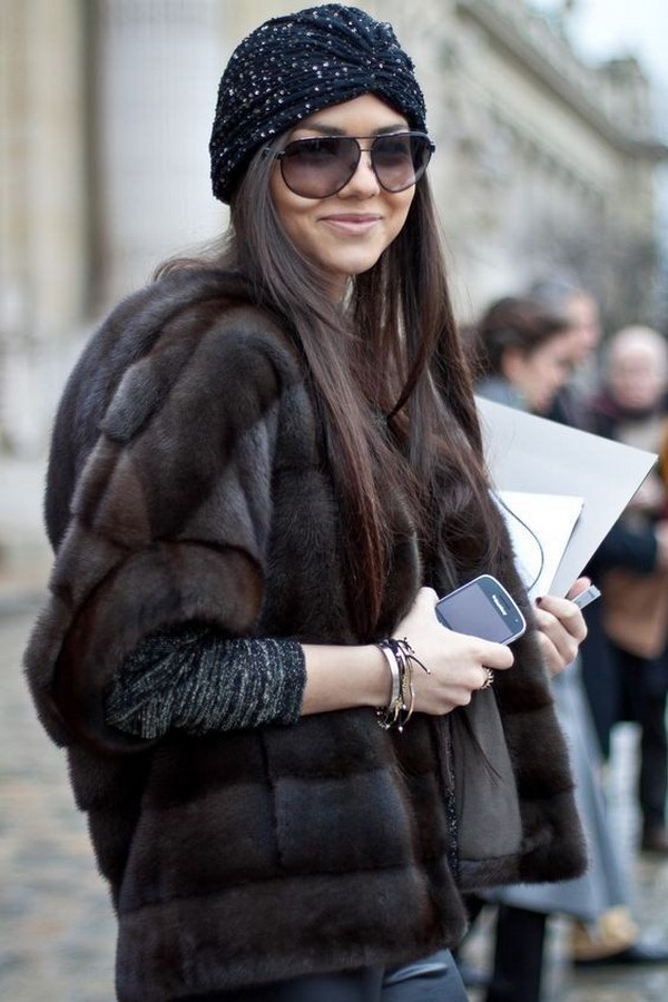 Idées chics pour les chapeaux et les chapeaux: grandes tendances et nouveaux produits