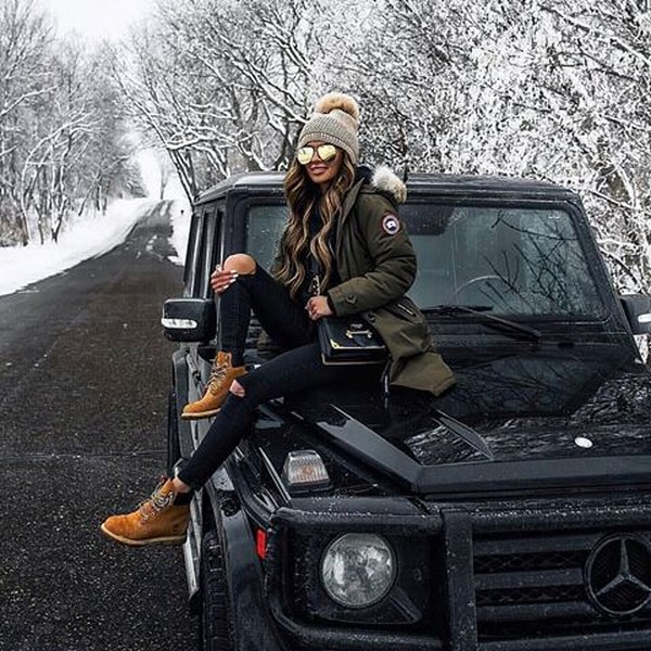 Idées chics pour les chapeaux et les chapeaux: grandes tendances et nouveaux produits