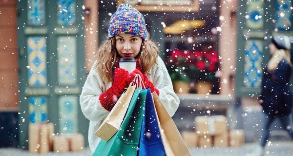 Idées chics pour les chapeaux et les chapeaux: grandes tendances et nouveaux produits