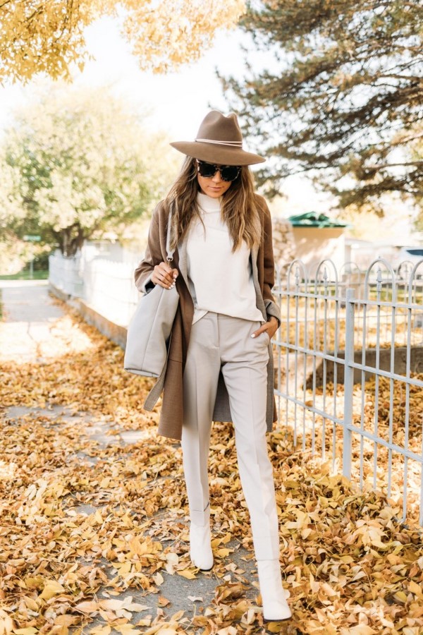 Idées chics pour les chapeaux et les chapeaux: grandes tendances et nouveaux produits