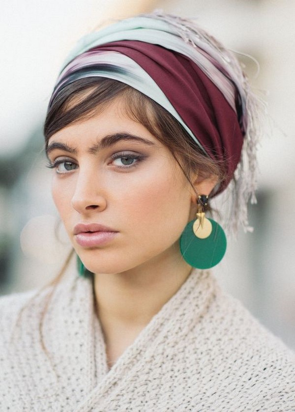 Idées chics pour les chapeaux et les chapeaux: grandes tendances et nouveaux produits