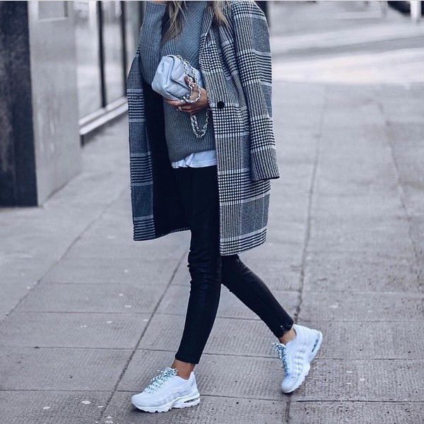 Quelles seront les tendances les plus actuelles sur le manteau de la nouvelle saison - voir les images photo