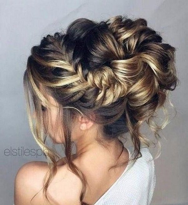 Coiffures de graduation incroyables: idées de photos de mode, tendances et tendances des coiffures