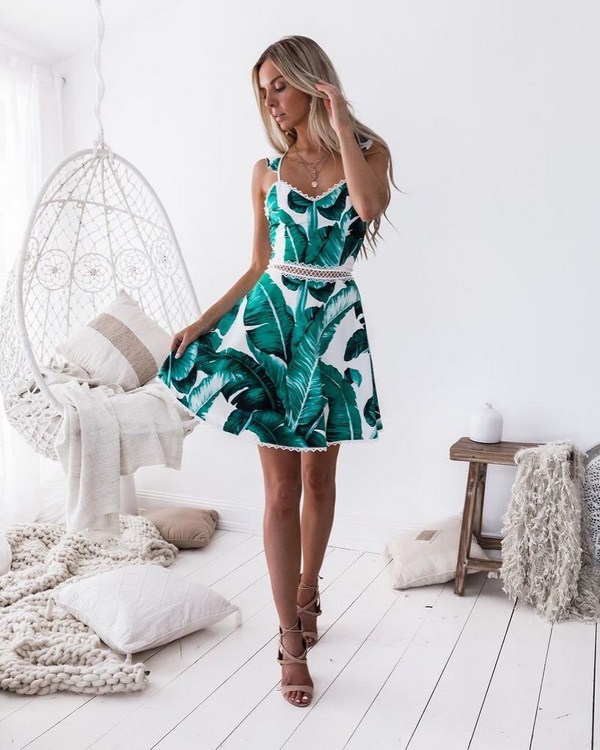 Belles robes pour le printemps - nouvelles photos et tendances sur le TOP 11 des tendances