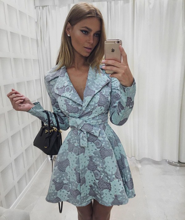 Belles robes pour le printemps - nouvelles photos et tendances sur le TOP 11 des tendances