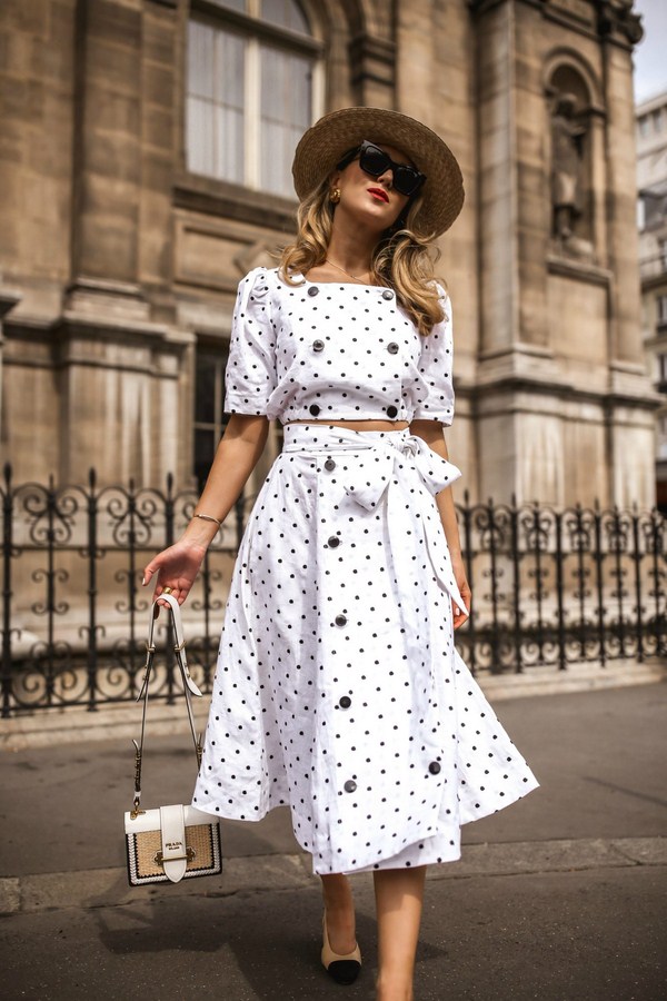 Belles robes pour le printemps - nouvelles photos et tendances sur le TOP 11 des tendances