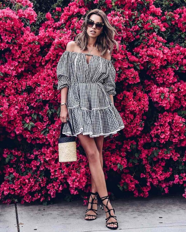Belles robes pour le printemps - nouvelles photos et tendances sur le TOP 11 des tendances