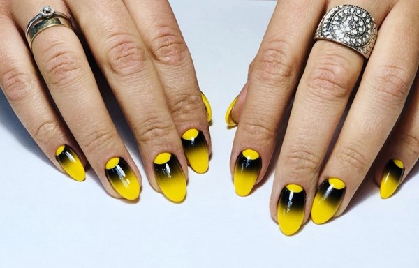 La manucure de printemps la plus élégante pour différentes formes et longueurs d'ongles