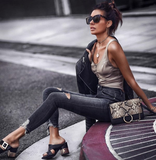 Quoi porter en été. Dernières tendances et nouvelles images sur la photo