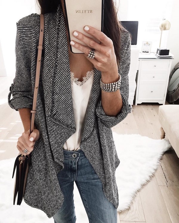 Cardigans: les looks les plus stylés et convoités avec les cardigans